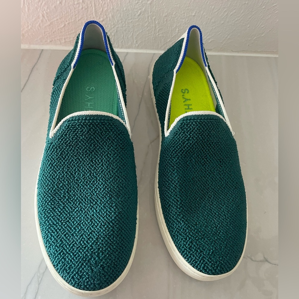 Rothy's Women's Green Original Sneaker Limited Edition